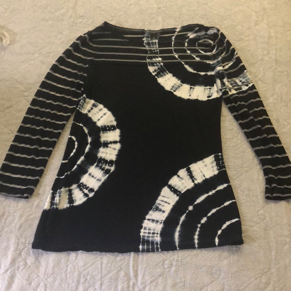 INC black and white top size Small